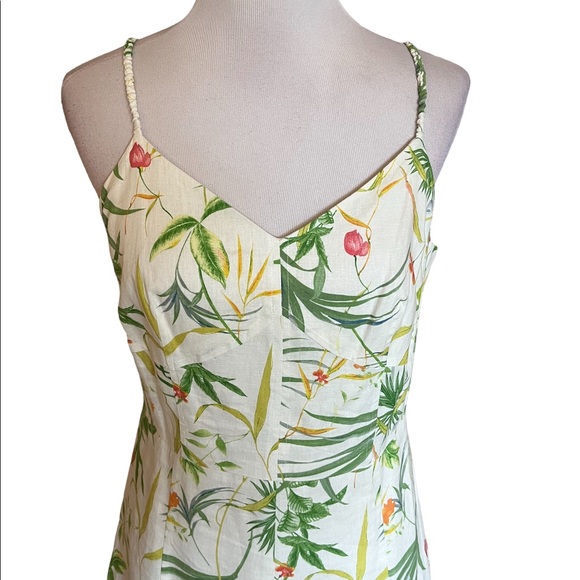 a loves a Dress - Picture 2 of 6